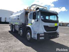 2017 Iveco Acco 2350 - picture0' - Click to enlarge
