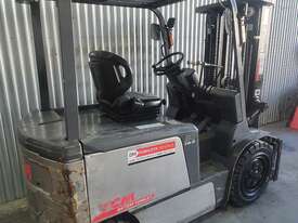 TCM 3T Electric Forklift with Container Mast - picture0' - Click to enlarge