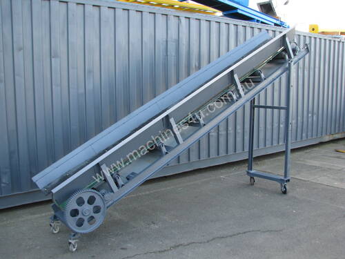 Incline Motorised Belt Conveyor - 3.5m long