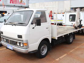 Toyota 1982 Toyoace Hiab Tray Truck - picture0' - Click to enlarge