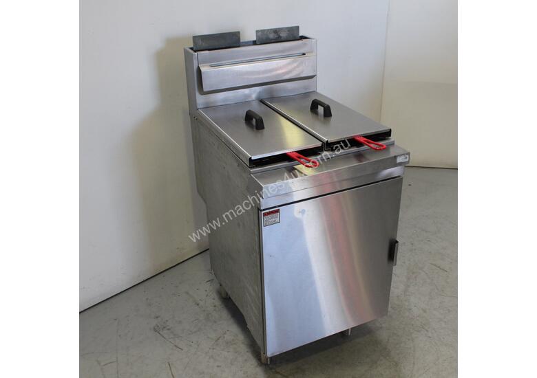 caption FED RC400TE Split Pan Fryer