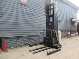 Crown 1 ton Walkie Stacker #1566 - picture0' - Click to enlarge
