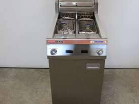 Austheat AF822 Double Pan Fryer - picture0' - Click to enlarge