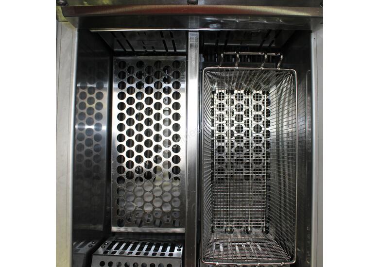 caption Austheat AF822 Double Pan Fryer