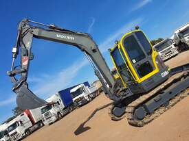 Excavator 8 tonne - picture0' - Click to enlarge