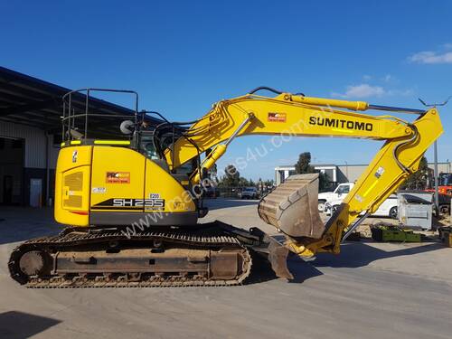 2018 SUMITOMO SH235x-6 24T EXCAVATOR WITH BLADE, CIVIL SPEC AND 3800 HRS
