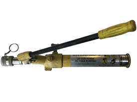 Enerpac Hydraulic Hand Pump Steel Body Porta Power P-14 - Used Item - picture0' - Click to enlarge