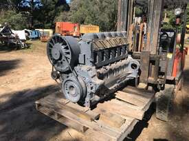 Deuts BF6L913C Air Cooled Motor - picture0' - Click to enlarge