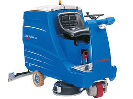 COLUMBUS 100CM RIDE ON BATTERY AUTO SCRUBBER (INCLUDES BATTERIES, BRUSHES & PAD DRIVES) - picture1' - Click to enlarge