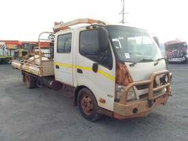 Hino Dutro 300 - picture0' - Click to enlarge