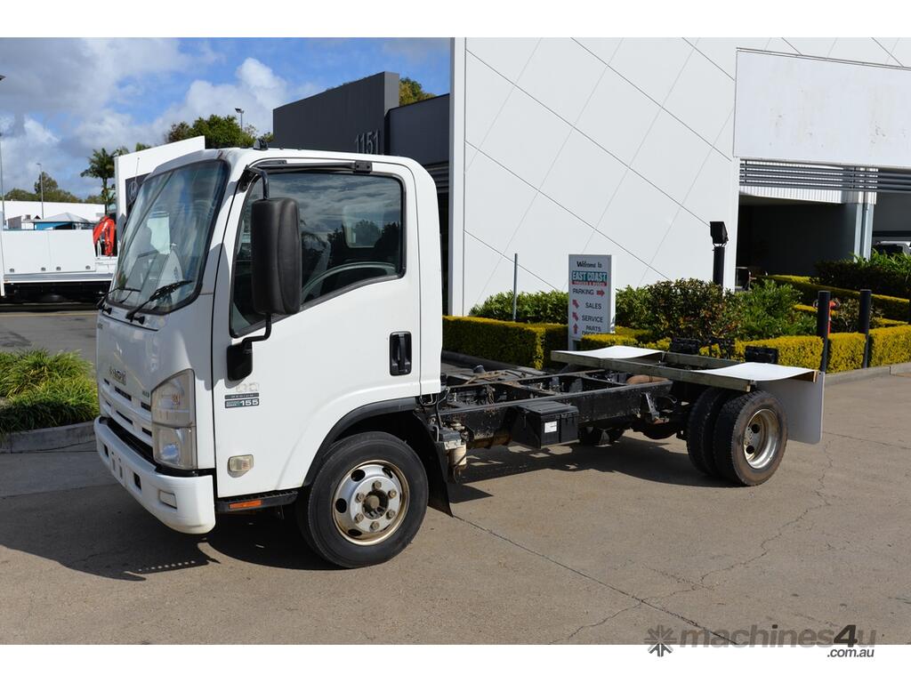 Buy Used Isuzu Npr Dual Cab Trucks In Listed On Machines U