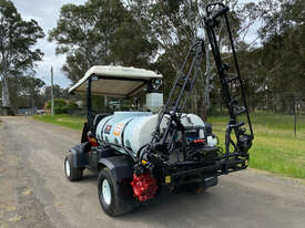 Toro Multipro 5800 Boom Spray Sprayer - picture1' - Click to enlarge