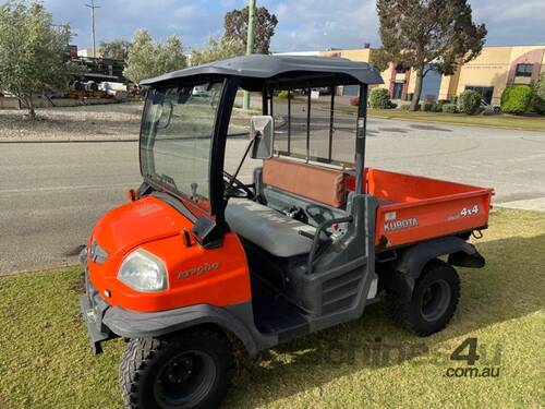 Side by side Kubota RTV900 Diesel 4x4