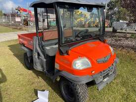 Side by side Kubota RTV900 Diesel 4x4 - picture2' - Click to enlarge