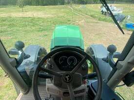 John Deere 2015 6105R - picture2' - Click to enlarge