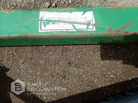 3 POINT LINKAGE POST HOLE DIGGER - picture2' - Click to enlarge