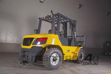 XCMG 8T Diesel Forklift - Powered By ISUZU 6BG1 engine, Boasting 82kW Output