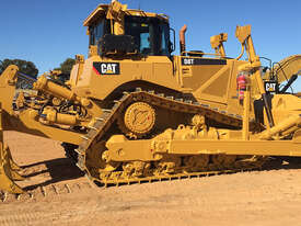 Caterpillar D8T Bulldozer - Hire - picture0' - Click to enlarge