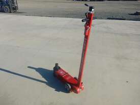 Unused Hydraulic 2 Stage Jack - picture1' - Click to enlarge