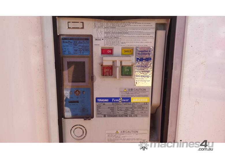 caption SWITCH BOARD 2000 AMP