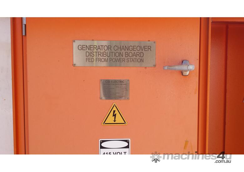 caption SWITCH BOARD 2000 AMP