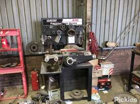 Hunter Engineering BL505 Precision Brake Service Machine - picture0' - Click to enlarge
