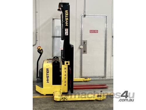 Hyster Battery Electric Walkie Stacker