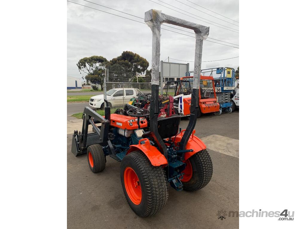 Used Kubota B7100 HST Tractors in BROOKLYN, VIC