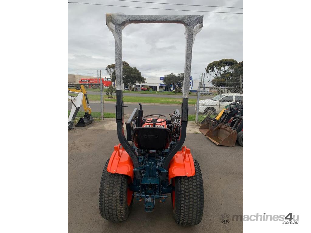 Used Kubota B7100 HST Tractors in BROOKLYN, VIC