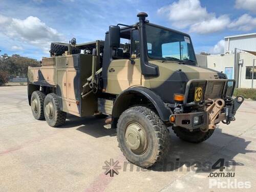 2000 Mercedes Benz Unimog U2450L