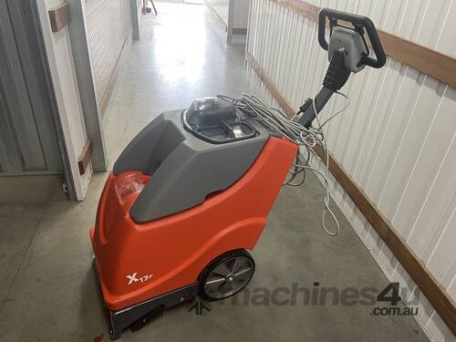 HAKO  Minuteman X17 Carpet Extraction Machine