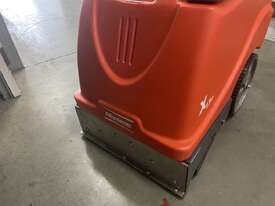 HAKO  Minuteman X17 Carpet Extraction Machine - picture0' - Click to enlarge