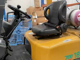 TCM 1.5T Gas Forklift - picture2' - Click to enlarge