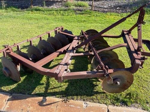 Disc Cultivator Ferguson 14 plate 3PL Grease bearings