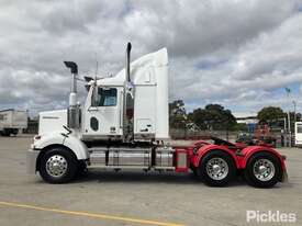 2017 Western Star 4864FXB - picture1' - Click to enlarge