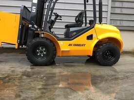 UN Rough Terrain Diesel Forklift 3.5T, 4WD: Forklifts Australia - the Industry Leader! - picture1' - Click to enlarge