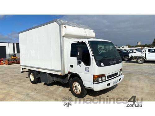 Isuzu NPR