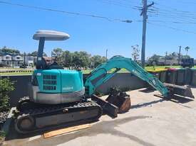 RELIABLE EXCAVATOR  -  GREAT FOR CONSTRUCTION AND FARM  - picture0' - Click to enlarge