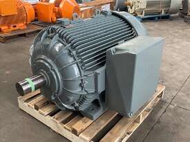 200 kw 270 hp 6-pole 990 rpm 415v Foot Mount D355L Frame AC Electric Motor POPE Mining - picture0' - Click to enlarge