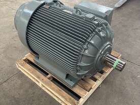 200 kw 270 hp 6-pole 990 rpm 415v Foot Mount D355L Frame AC Electric Motor POPE Mining - picture2' - Click to enlarge