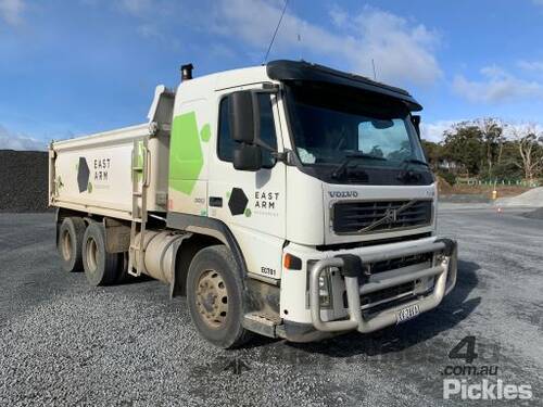 2006 Volvo FM9 Tipper