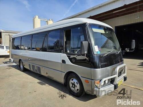 2003 Mitsubishi Rosa BE600 Passenger Bus