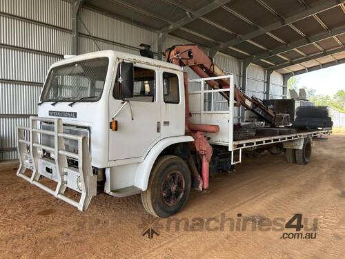 1981 INTERNATIONAL ACCO BODY TRUCK