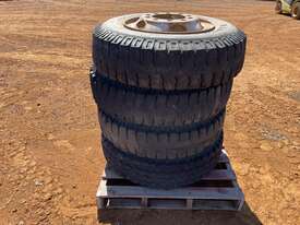 Truck Tyres and Rims - picture0' - Click to enlarge