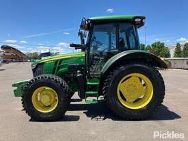 2017 John Deere 5090R Multipurpose Tractor - picture2' - Click to enlarge