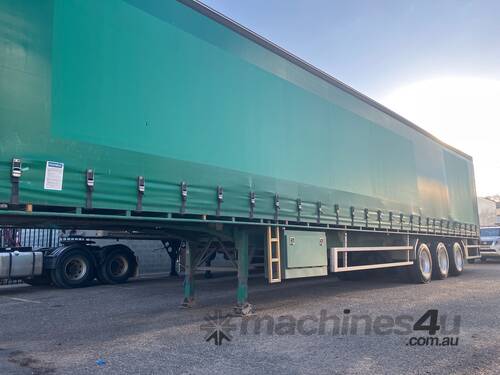 2019 Krueger ST-3-0D Curtainsider Tri Axle Trailer
