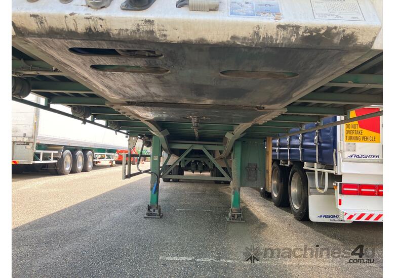 2019 Krueger ST-3-0D Curtainsider Tri Axle Trailer