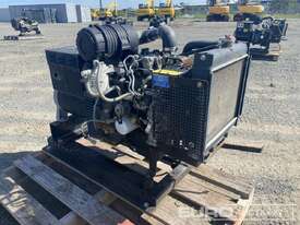 Engine & Sincro FB4-48/100 Alternator - picture1' - Click to enlarge