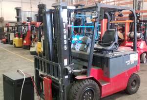 2020 Nichiyu FB30-77 (3.0T | 4.3m | ~887 hrs)