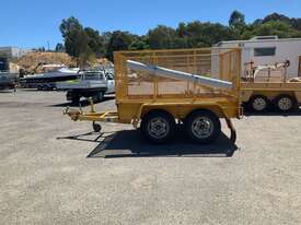 2014 Park Body Builders Box Tandem Axle Box Trailer - picture2' - Click to enlarge